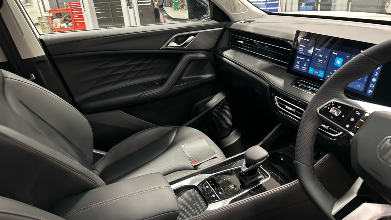 MG HS 1.5 T-GDI PHEV Trophy 5dr Auto Hatchback